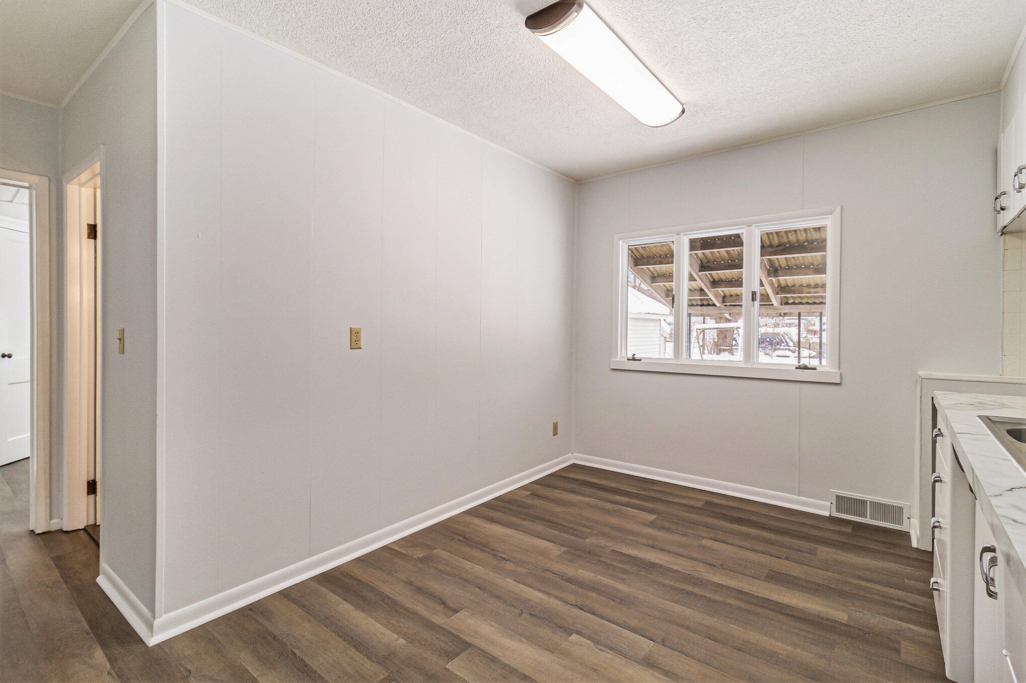 811 S Division Street