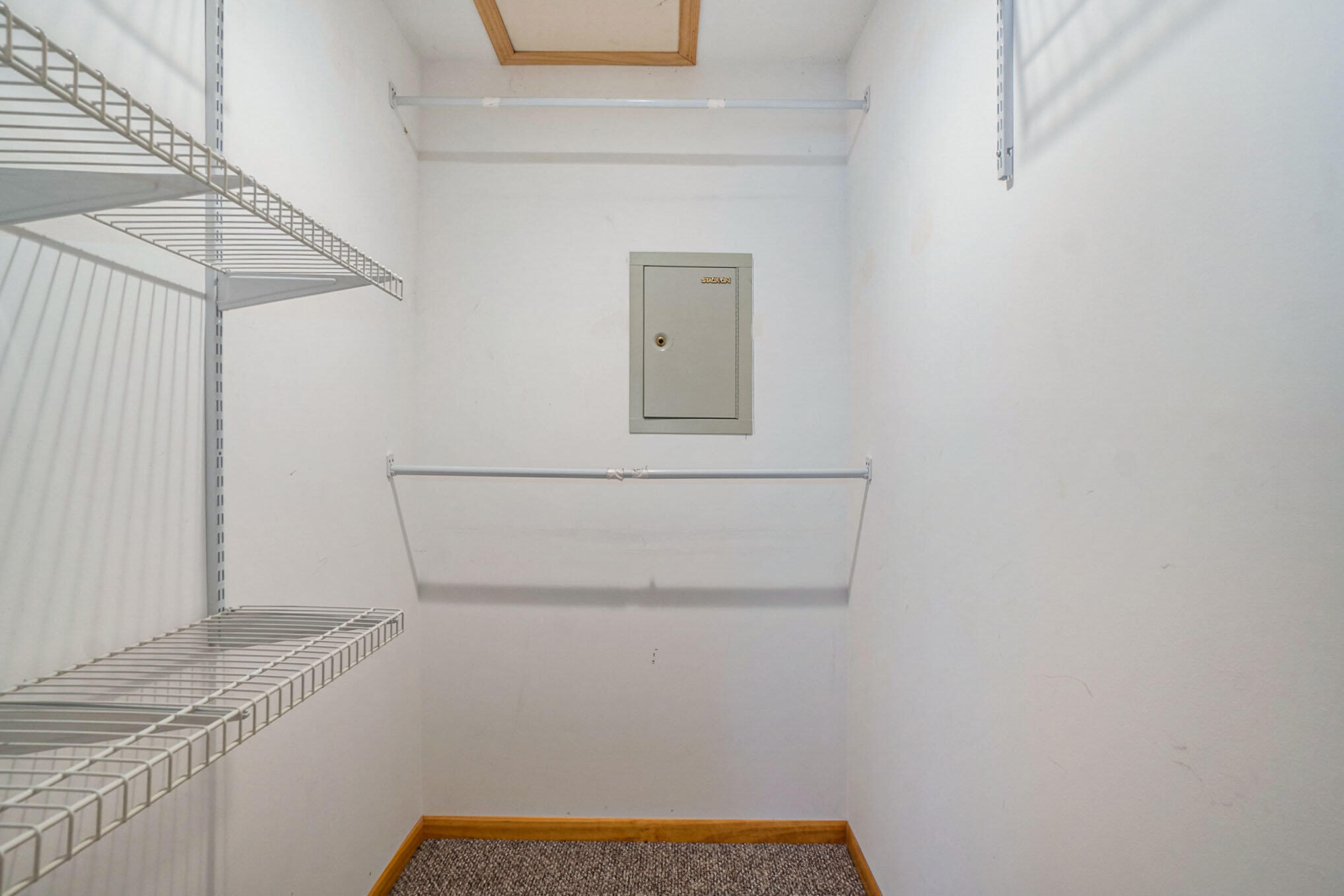 6039 W Morris Lake Road