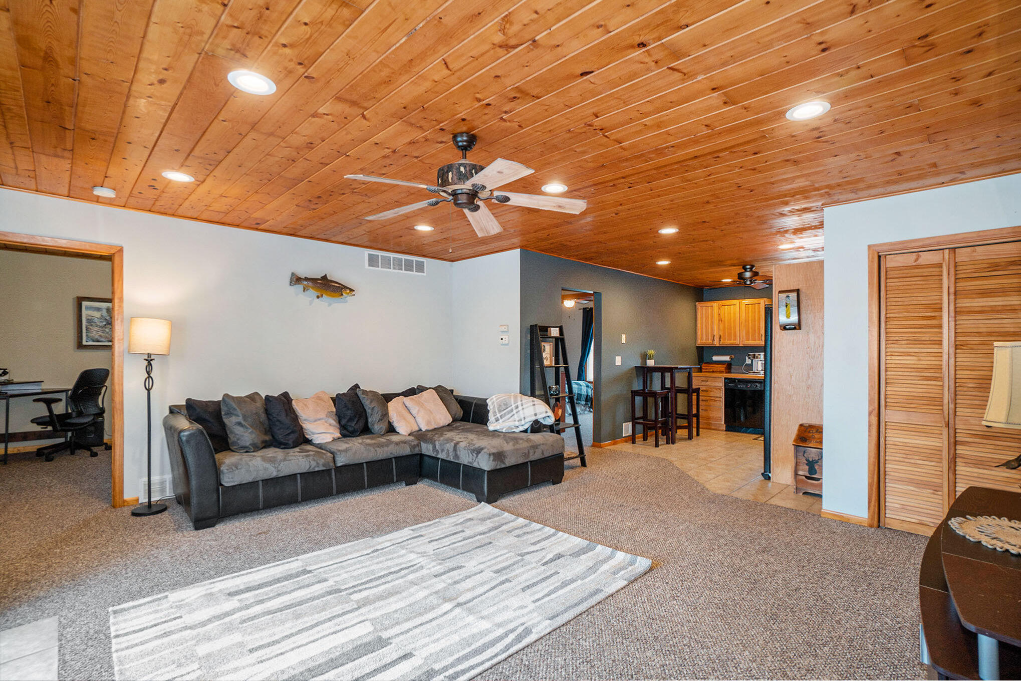 6039 W Morris Lake Road