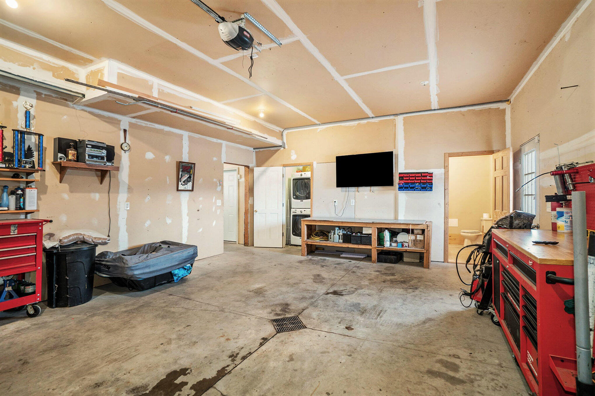 6039 W Morris Lake Road