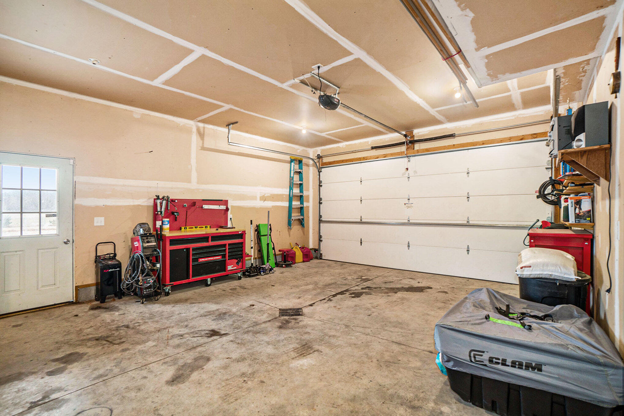 6039 W Morris Lake Road