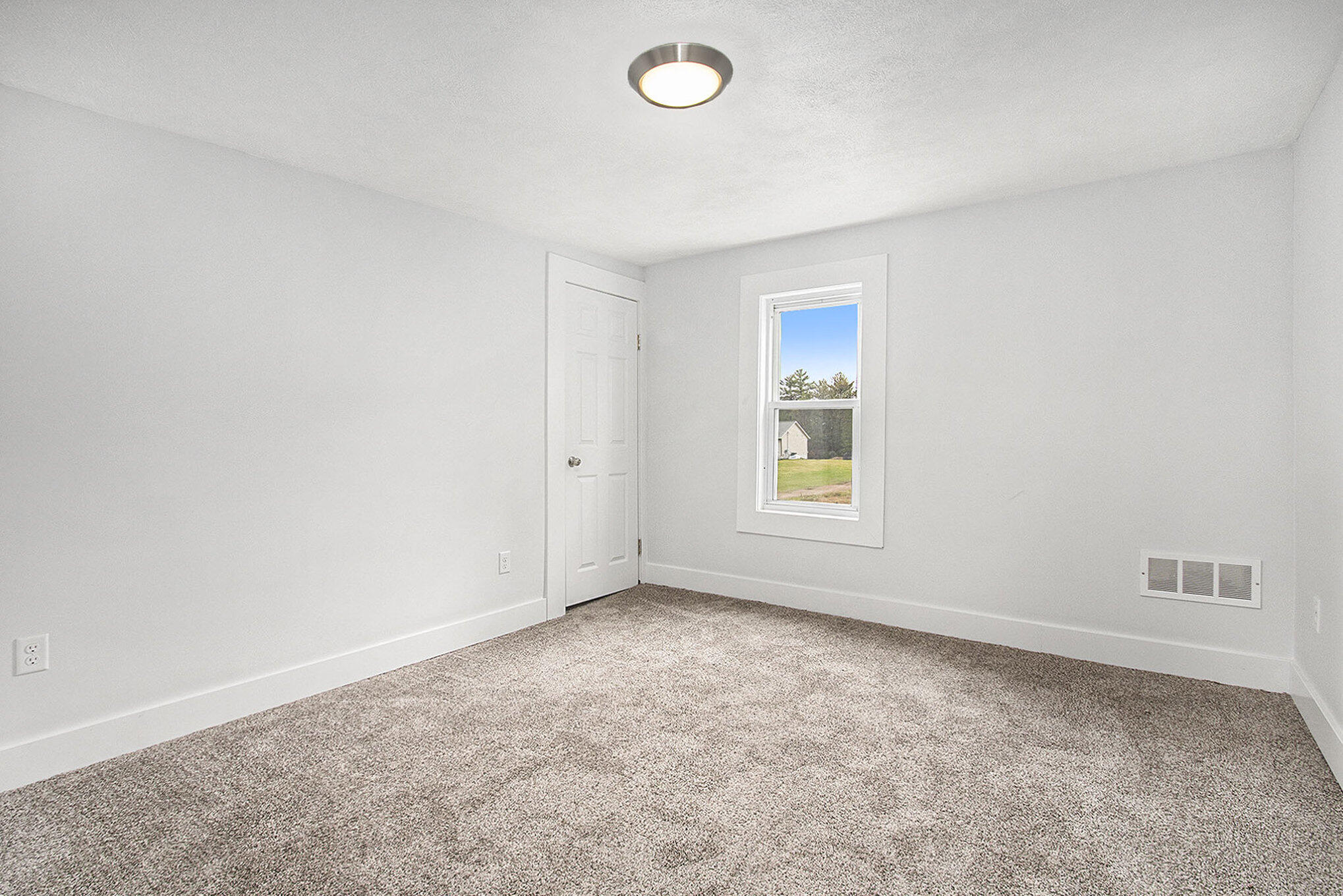 5142 Automobile Road