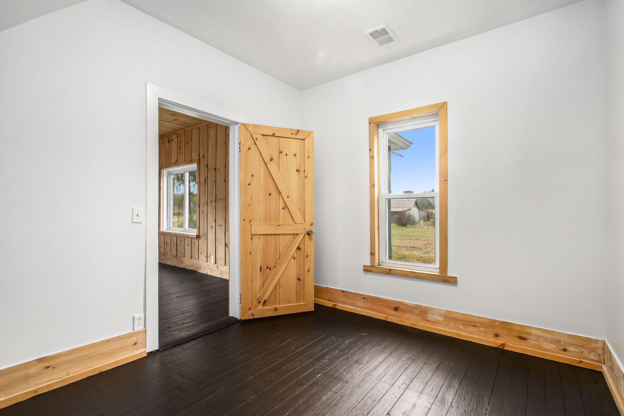 5142 Automobile Road