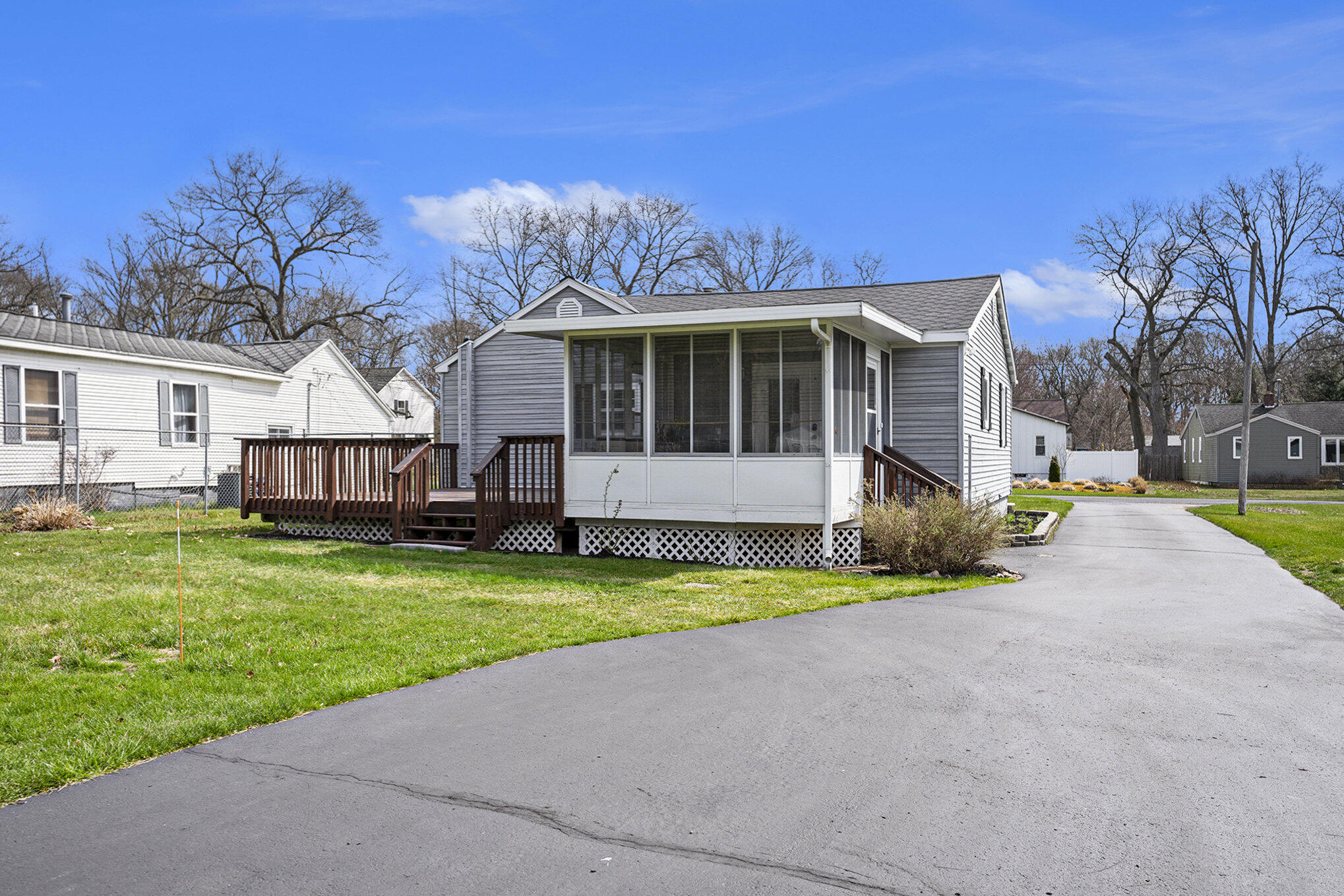 2685 McArthur Street