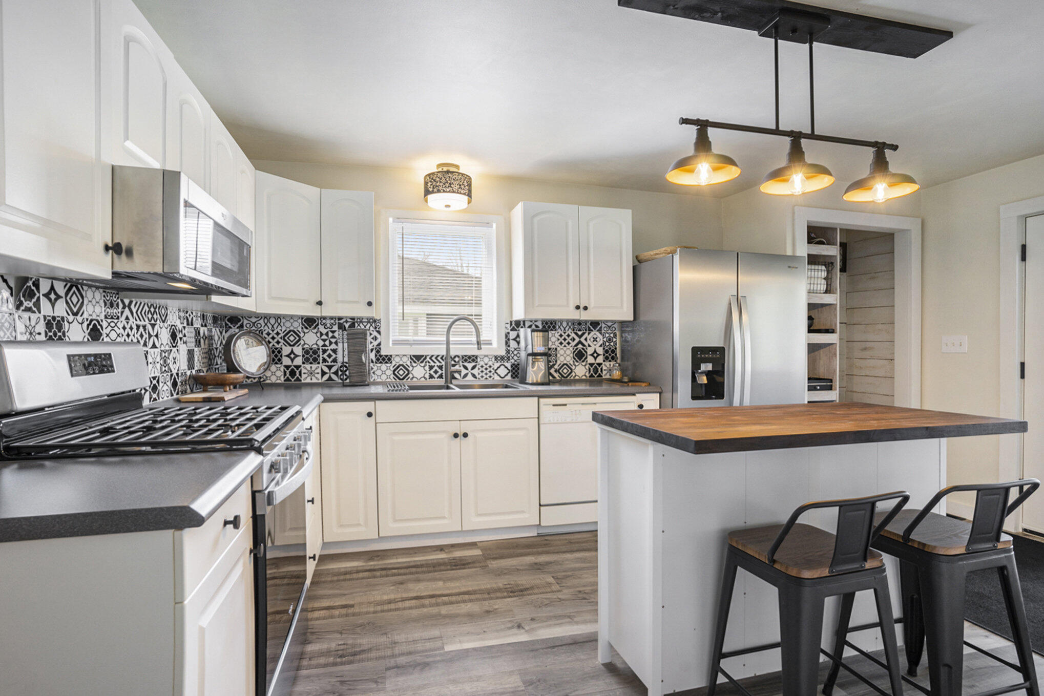 2685 McArthur Street