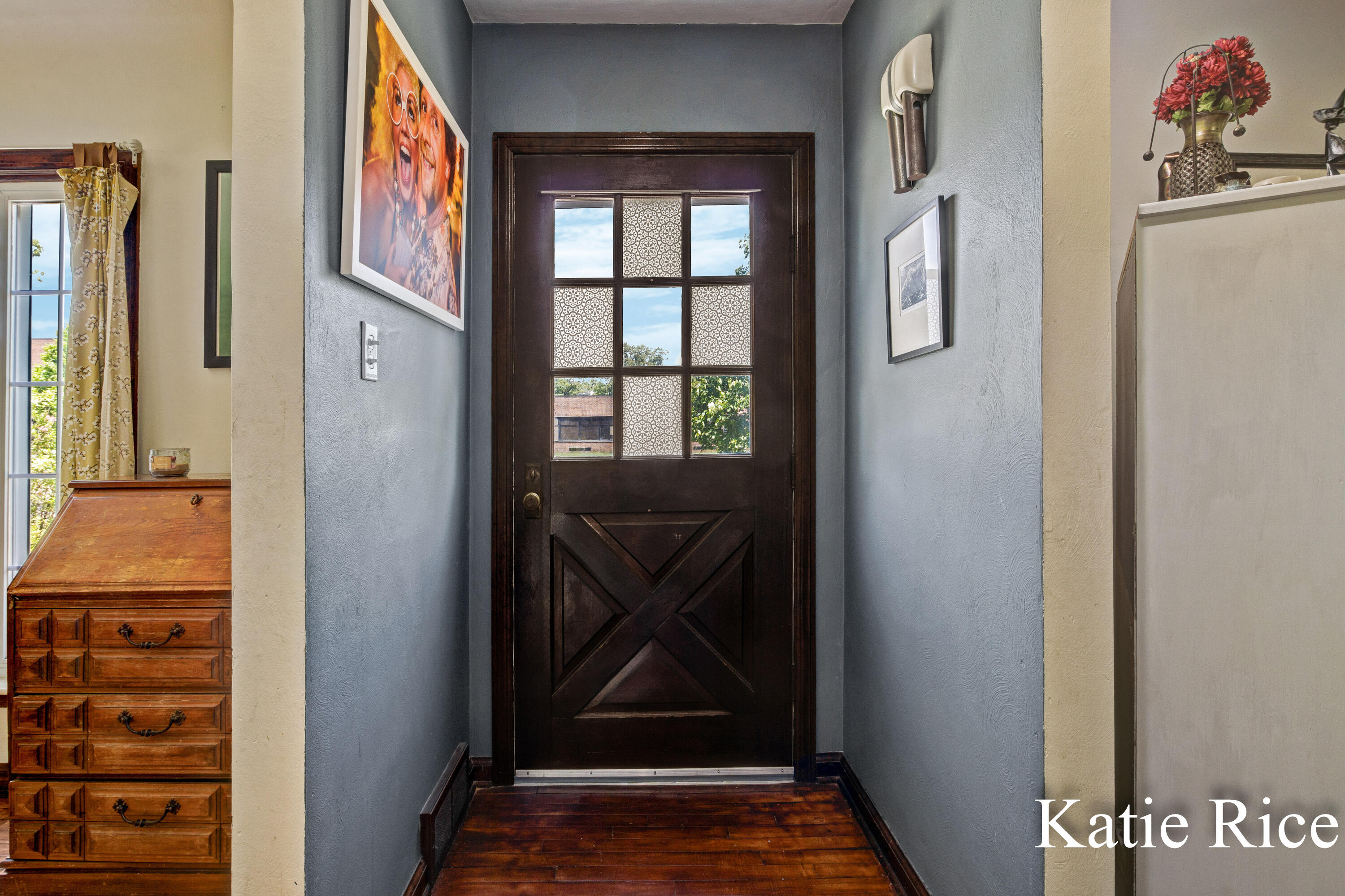 4897 Williams Street