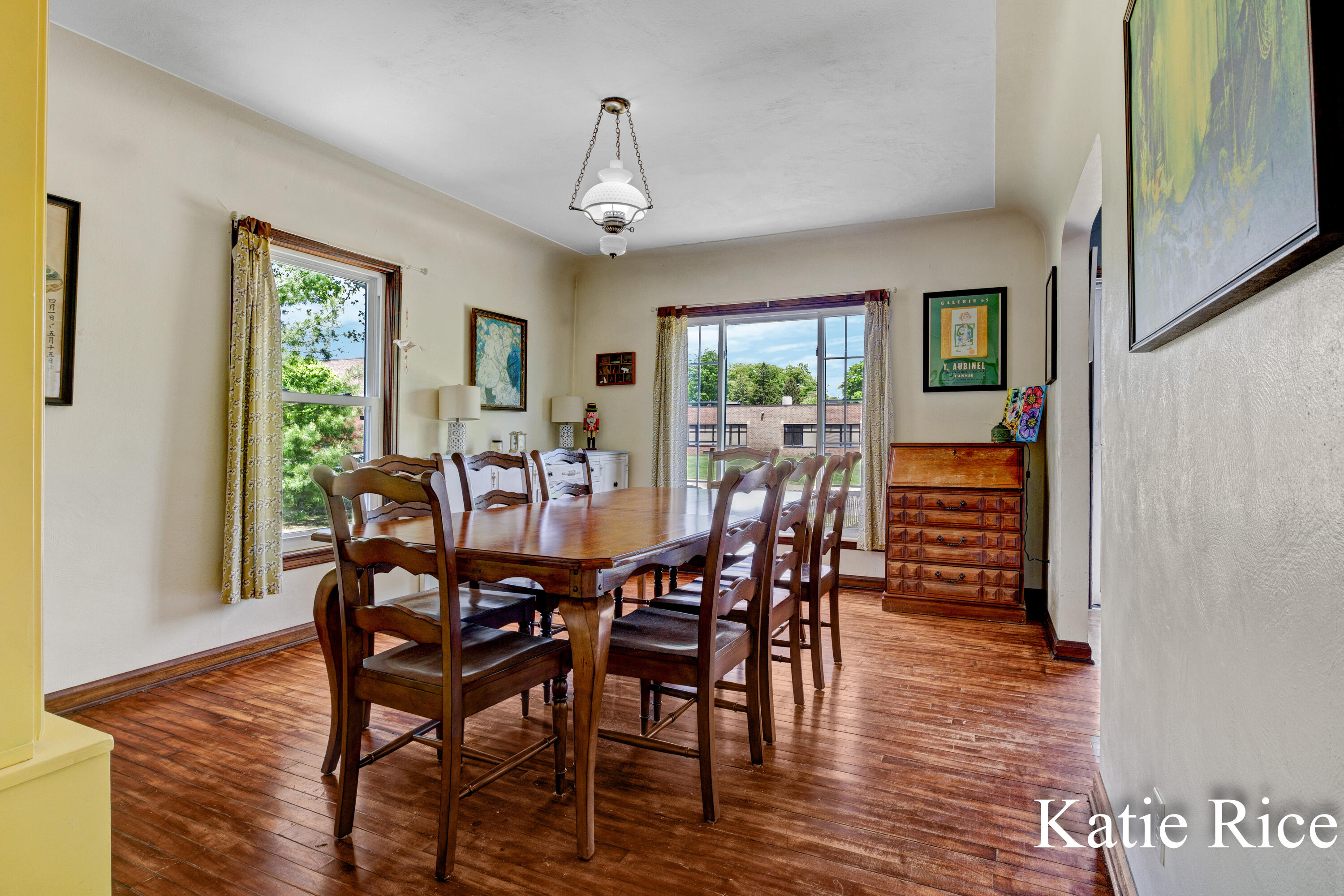 4897 Williams Street