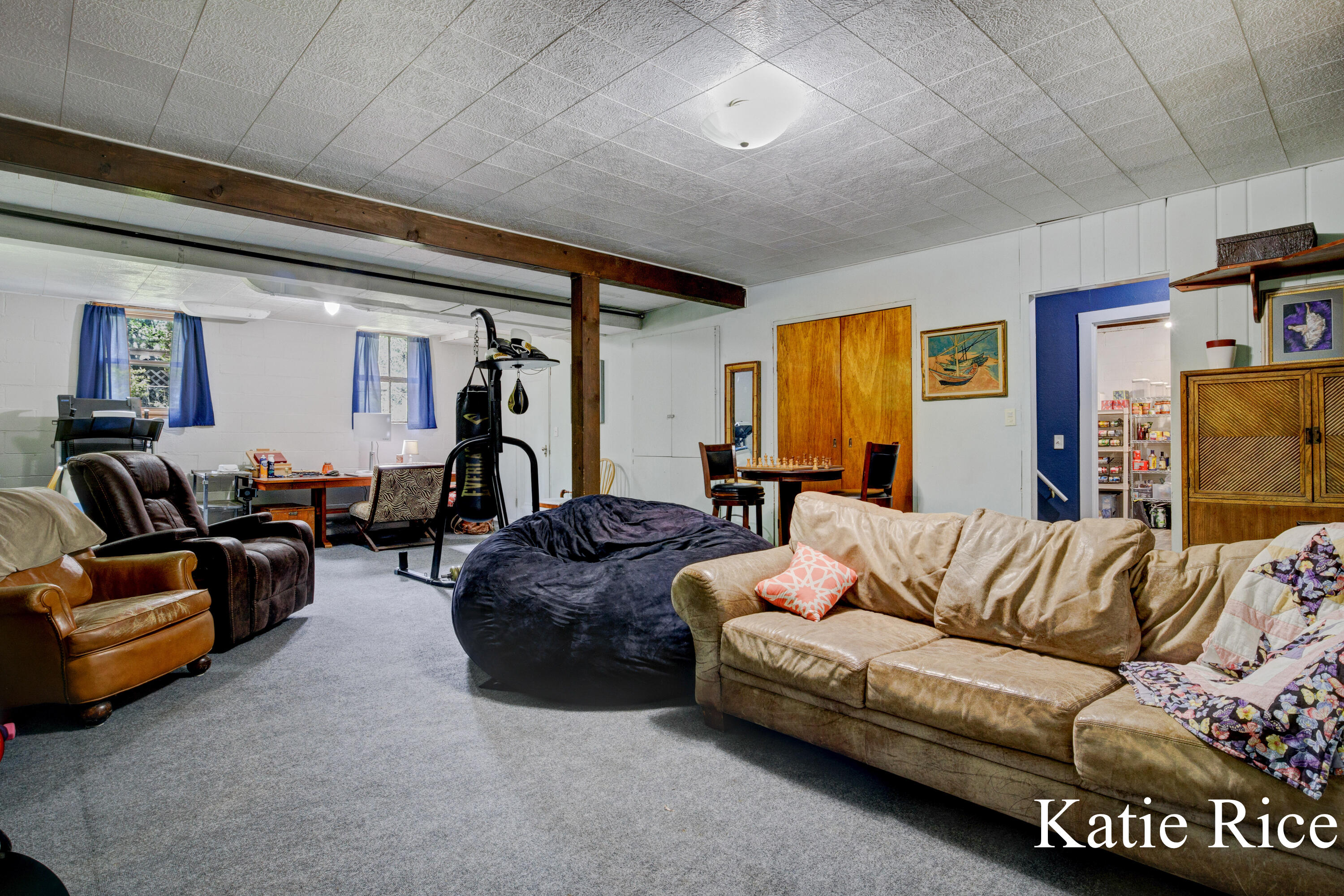 4897 Williams Street