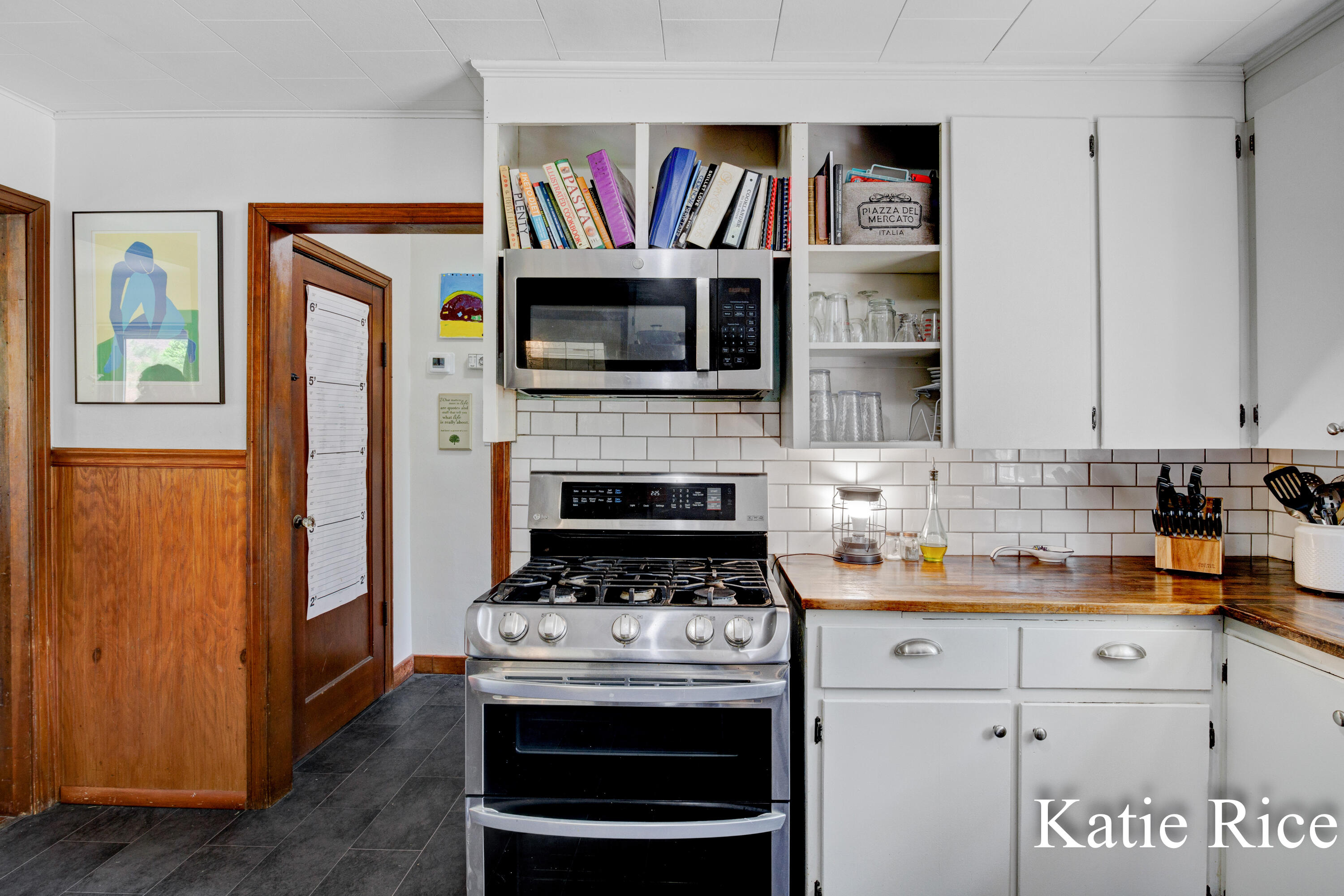 4897 Williams Street