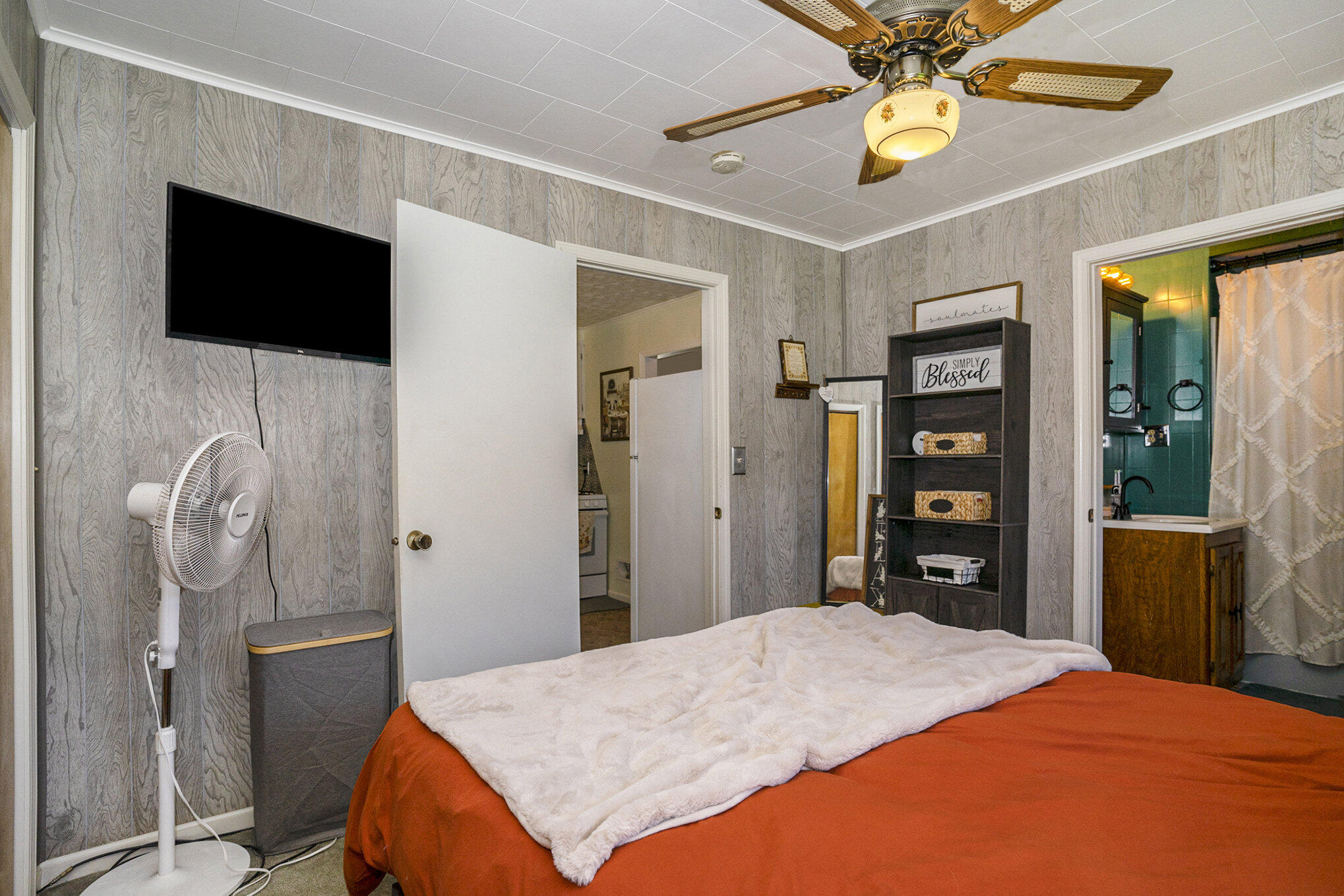 2715 McArthur Street