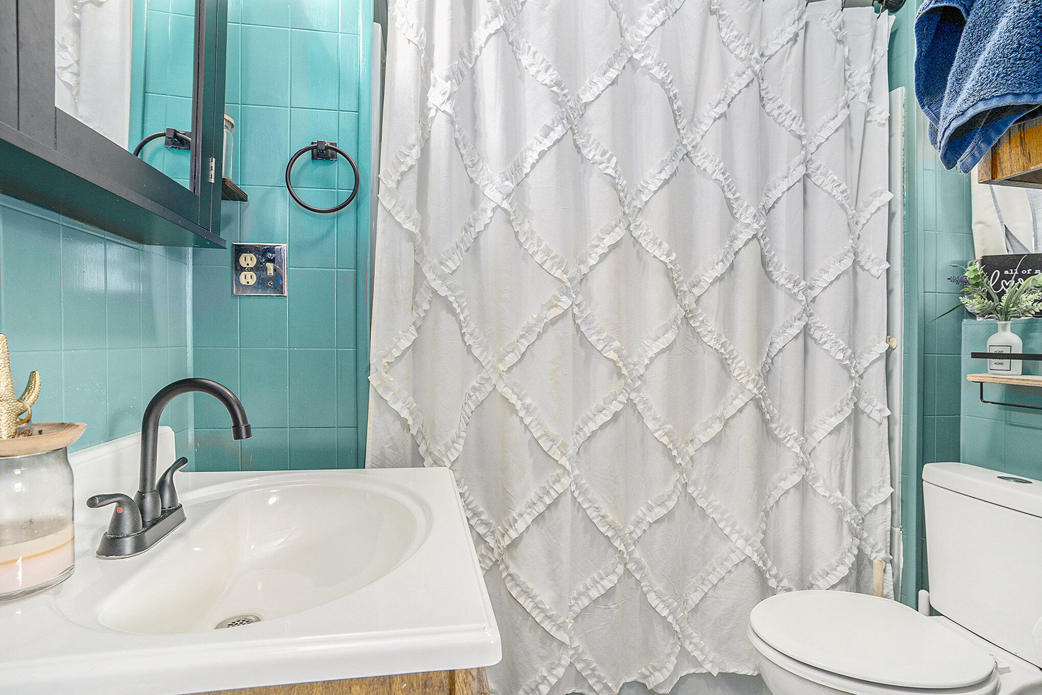 2715 McArthur Street