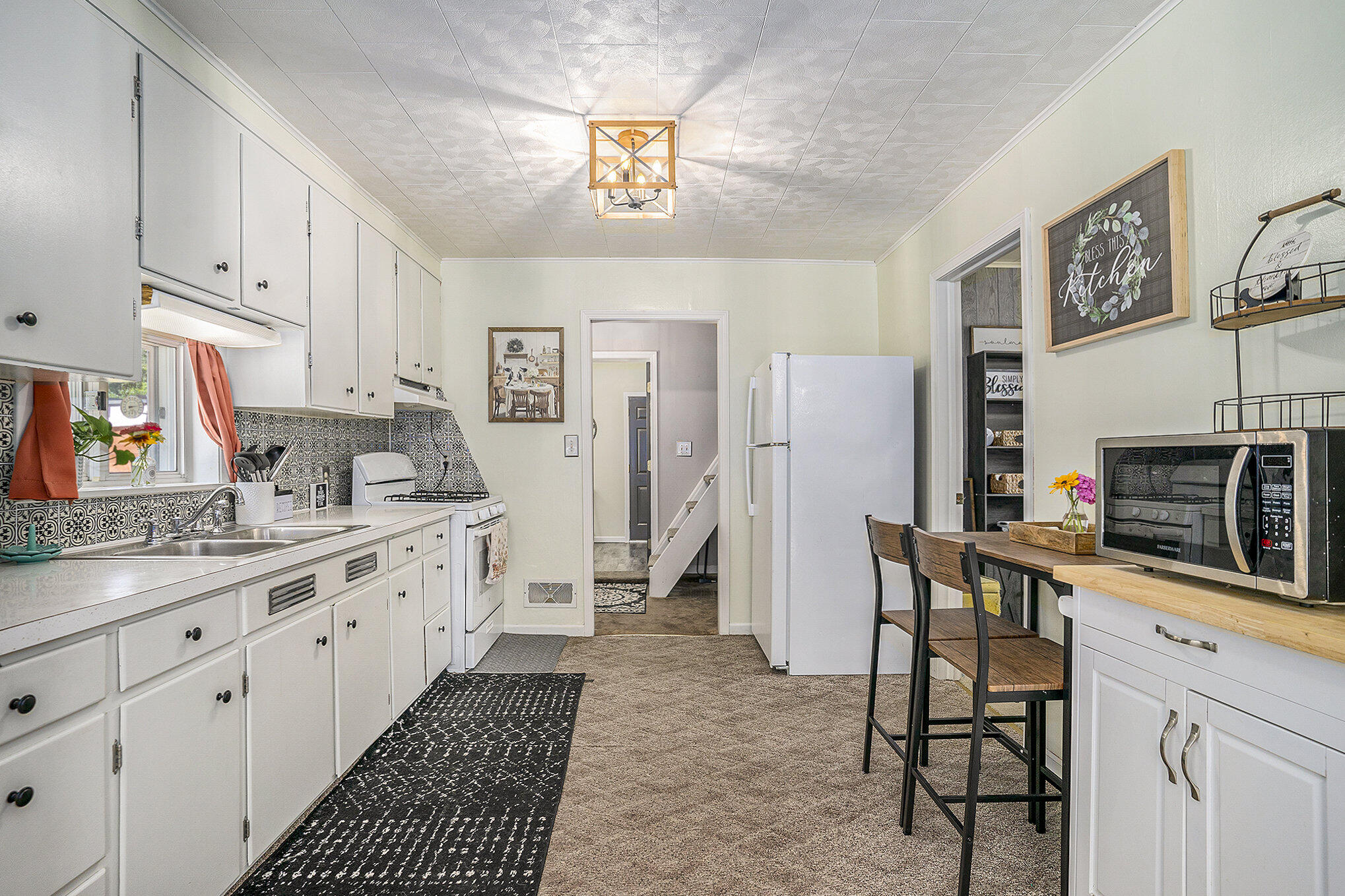 2715 McArthur Street