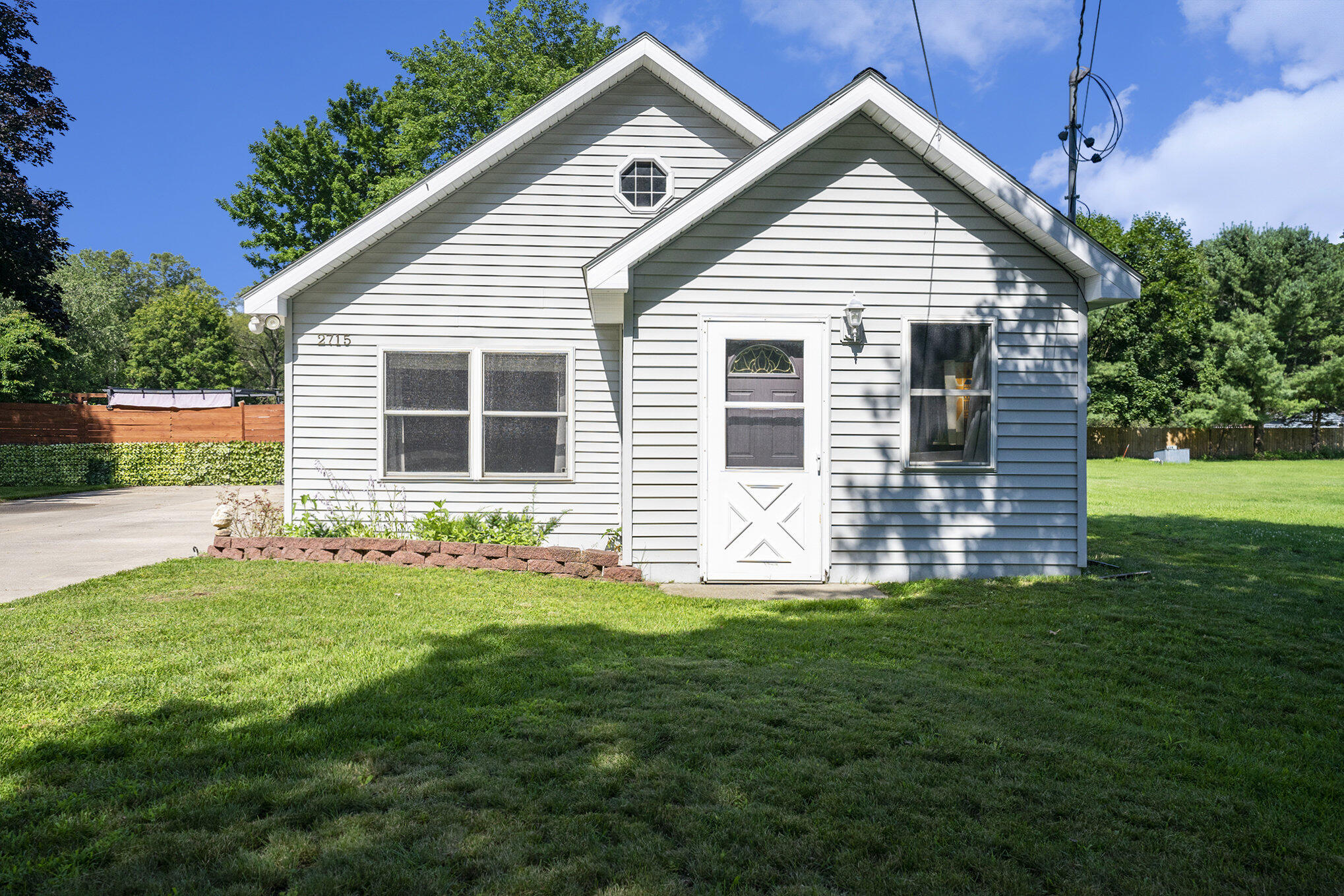 2715 McArthur Street