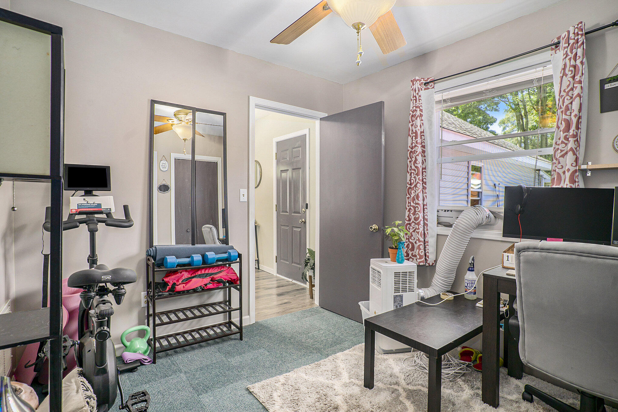 2715 McArthur Street