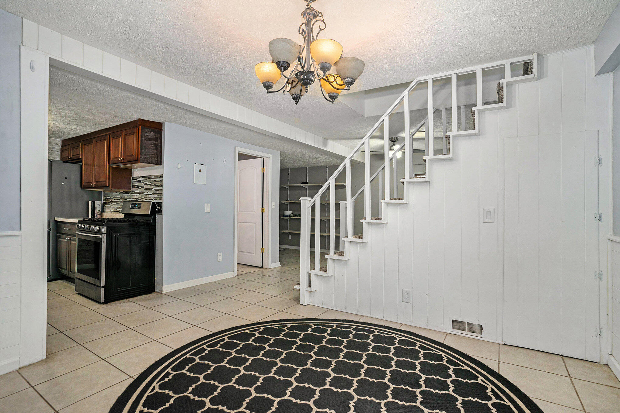 4146 Quarterline Road