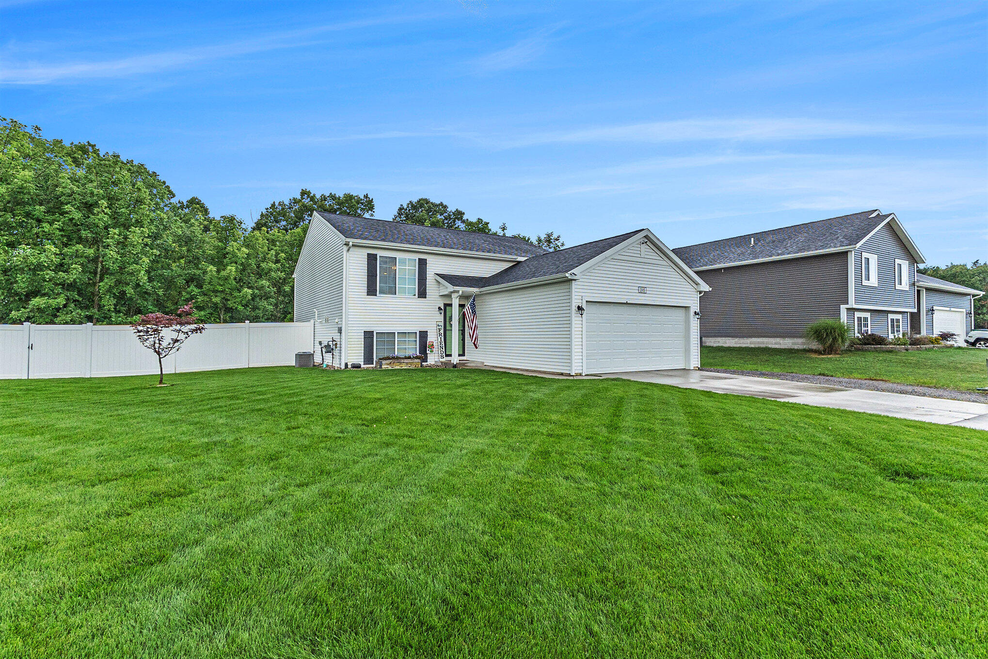 1305 Waters Edge Court