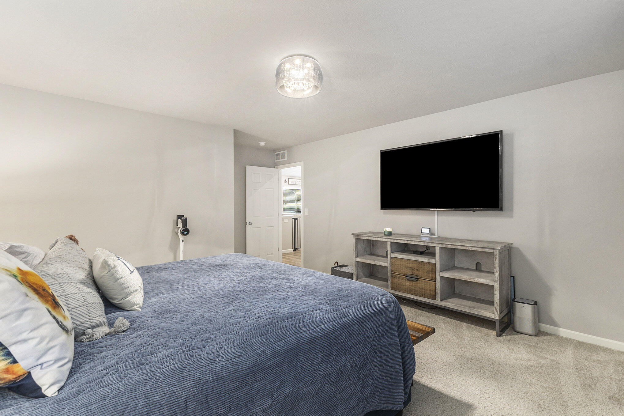 1305 Waters Edge Court