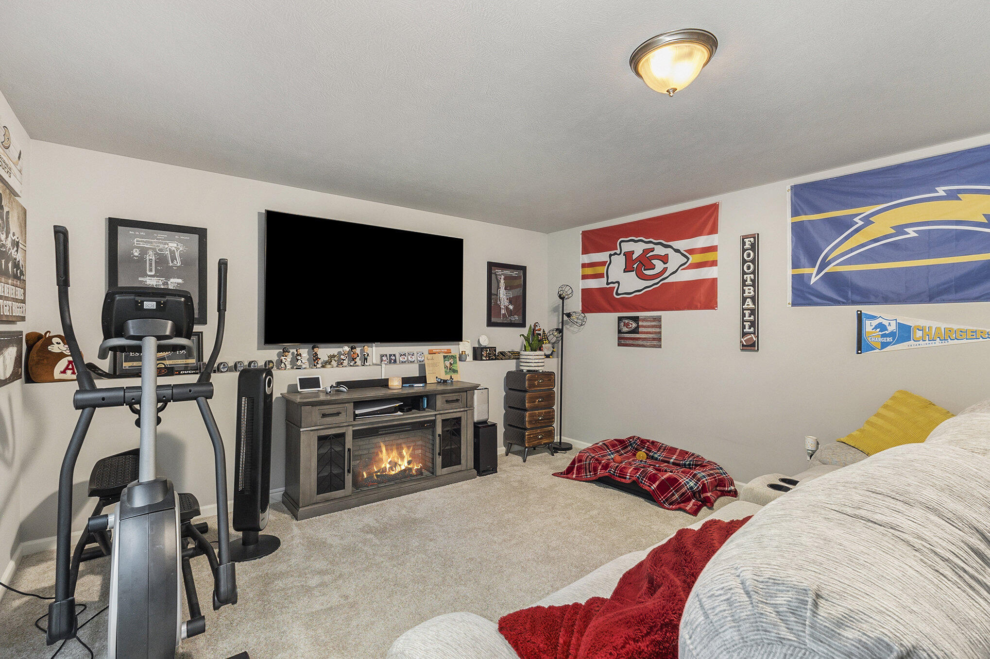 1305 Waters Edge Court