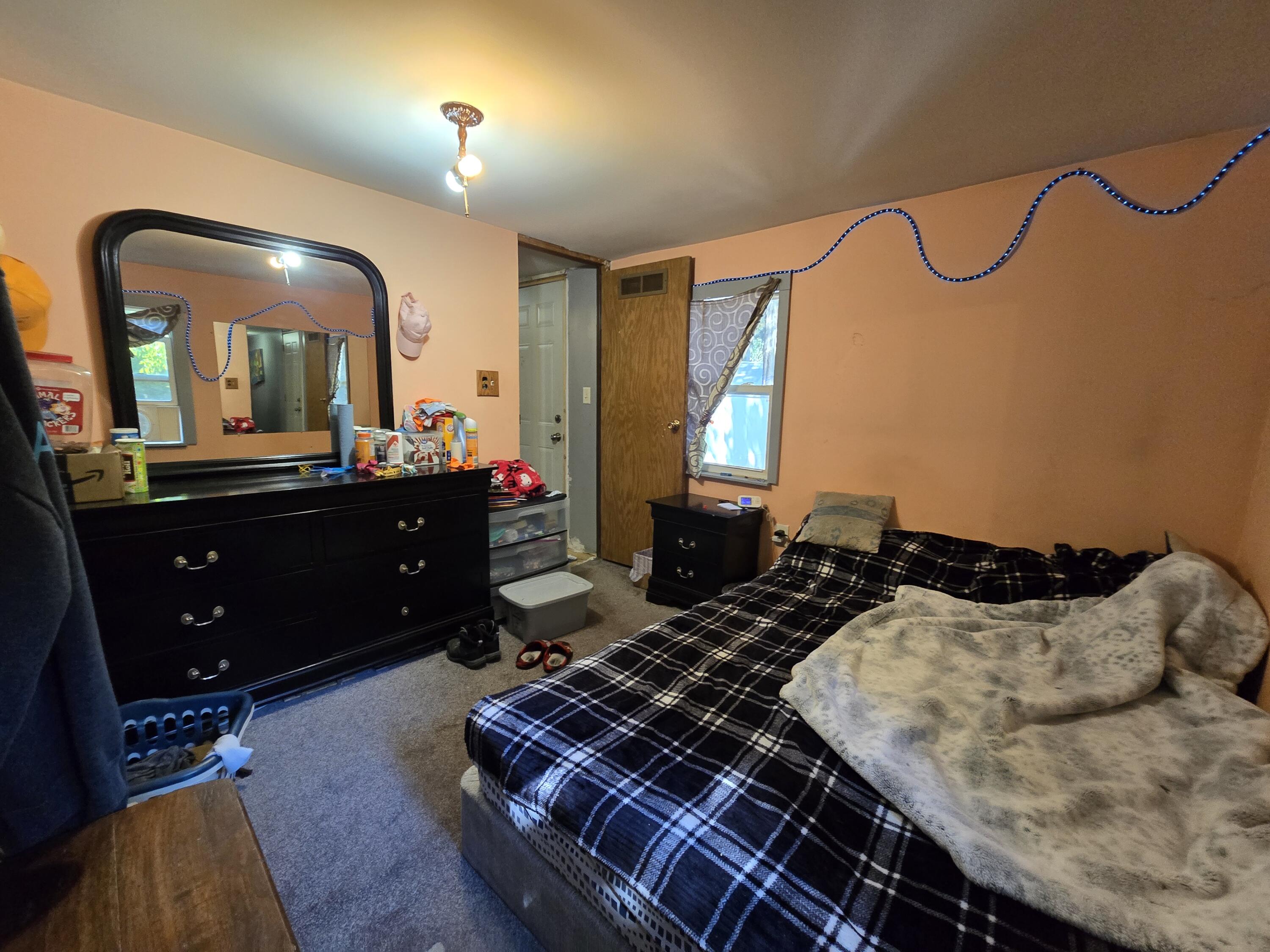 7867 W Wisconsin Street