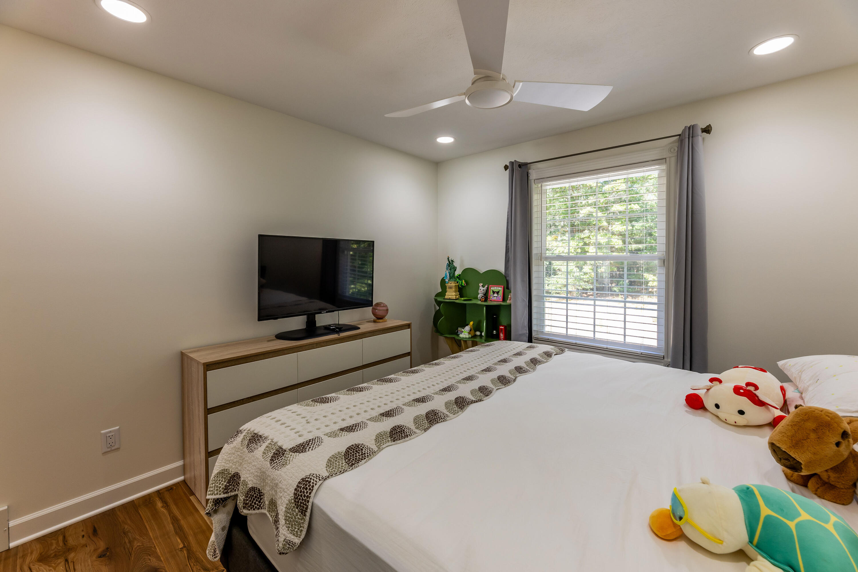 1578 White Pine Court