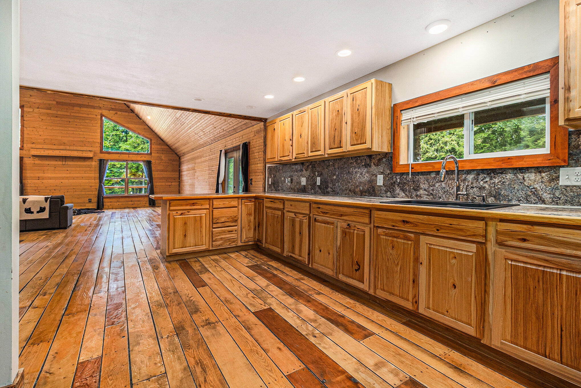 604 E Fruitvale Road