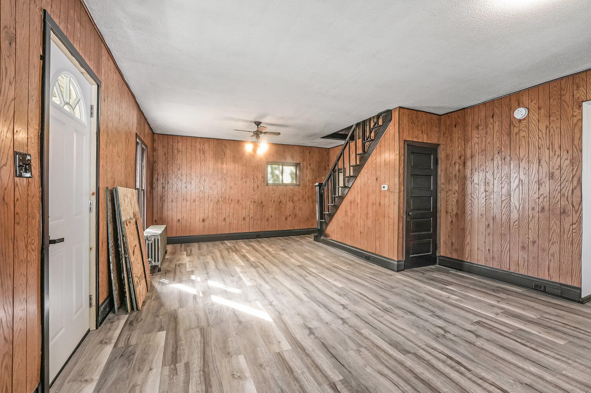 3033 Glendale Street