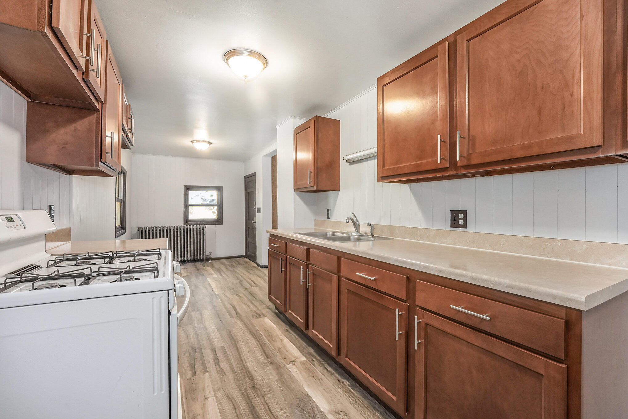 3033 Glendale Street