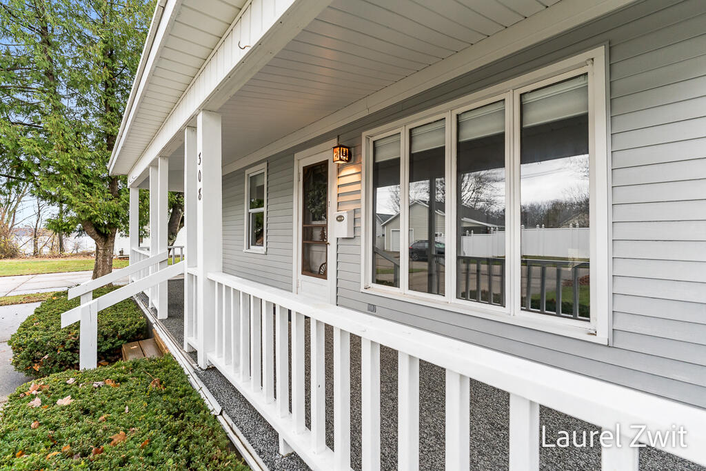 308 W Johannah Street