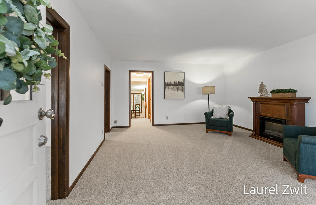 308 W Johannah Street