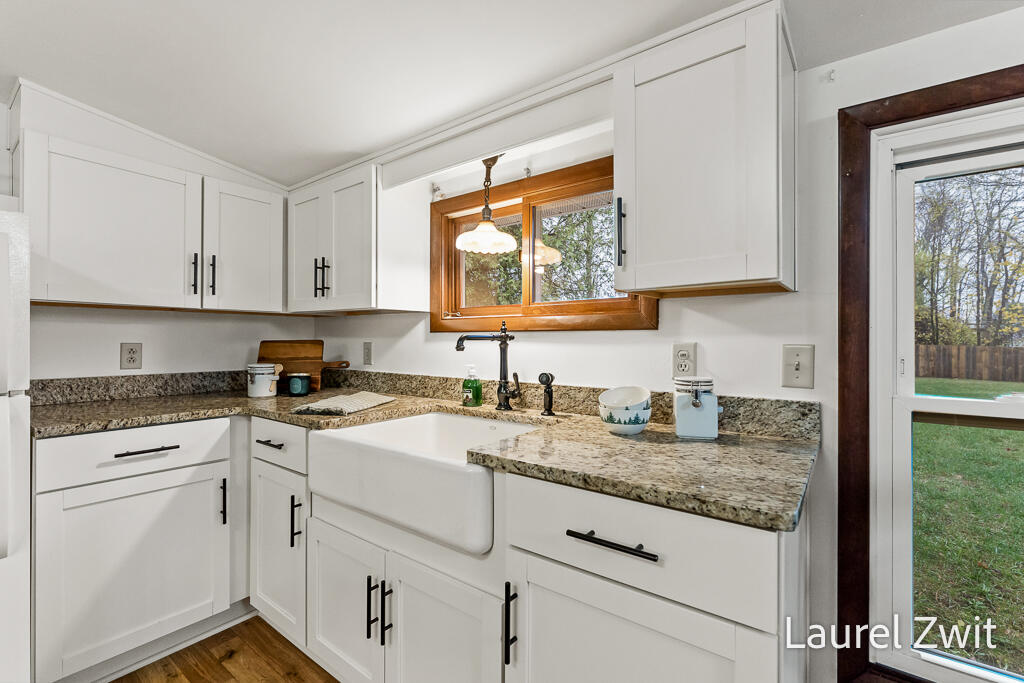 308 W Johannah Street