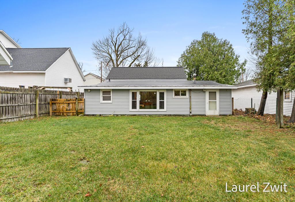 308 W Johannah Street