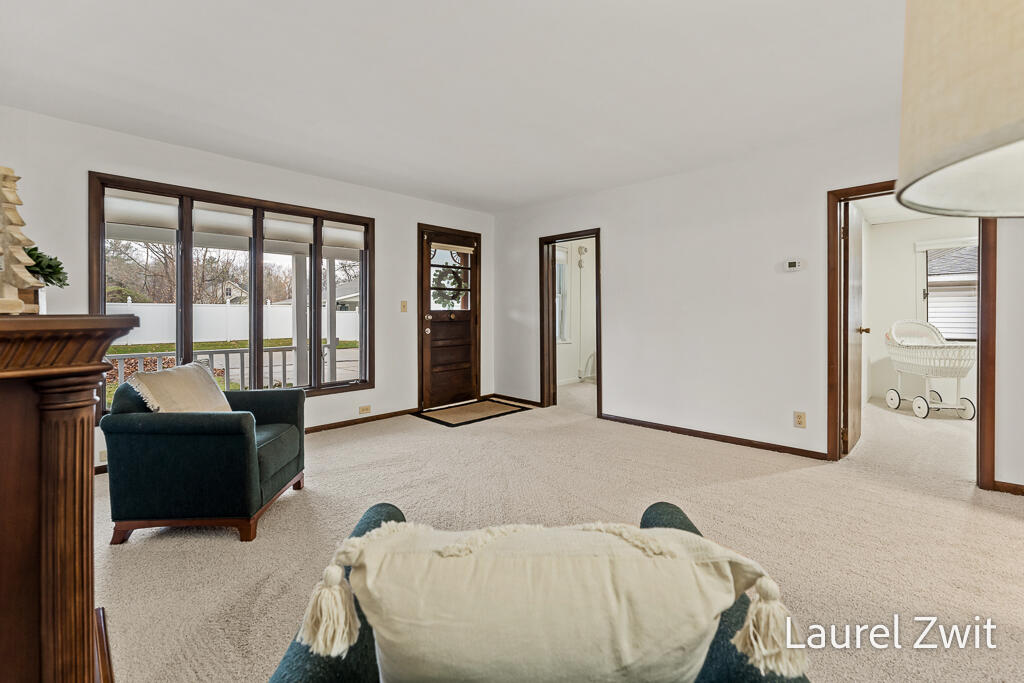 308 W Johannah Street