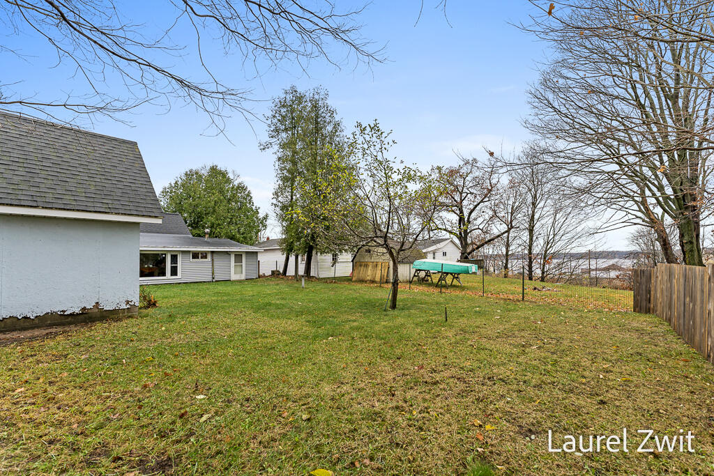 308 W Johannah Street