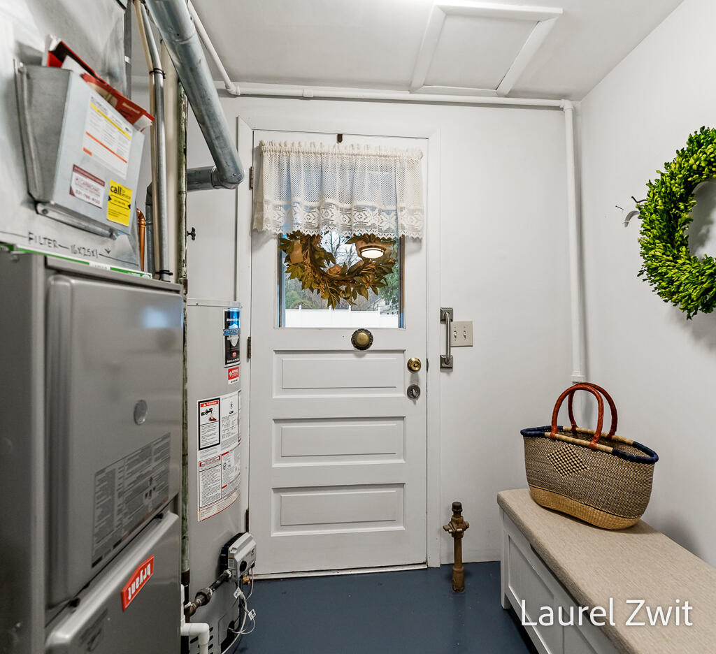 308 W Johannah Street