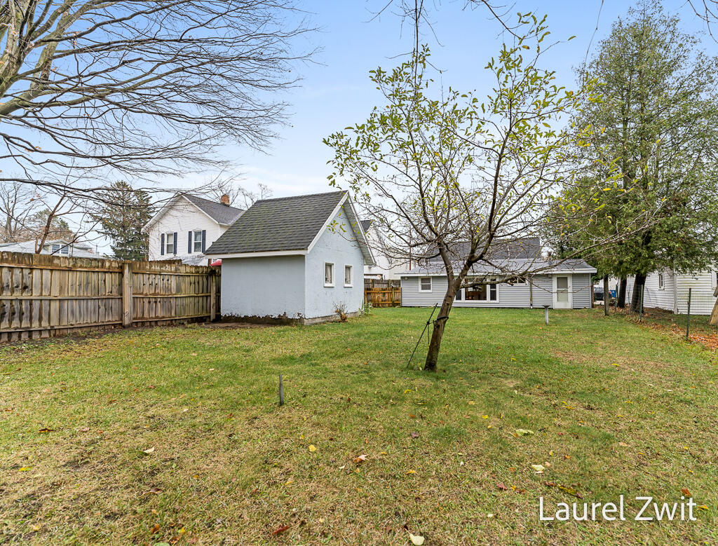 308 W Johannah Street