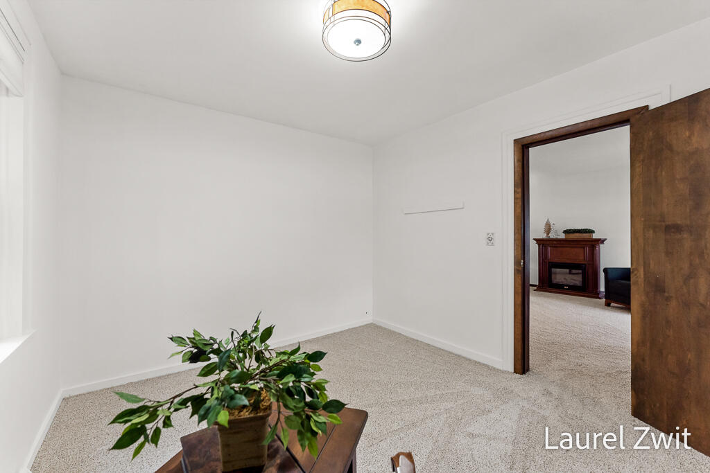 308 W Johannah Street