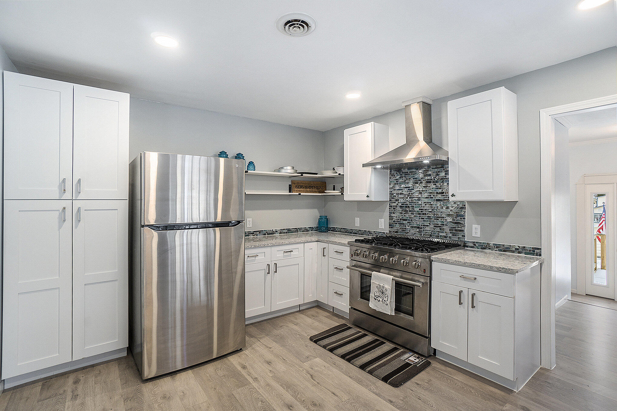 2200 McCracken Street