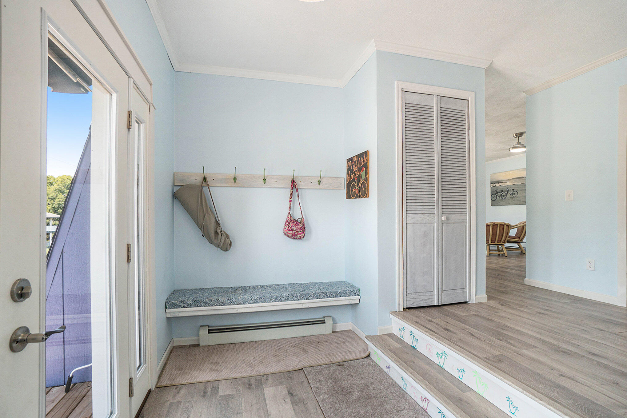 2200 McCracken Street