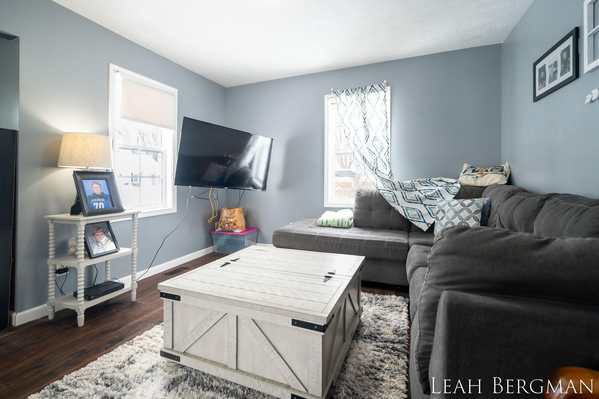 1876 E Isabella Avenue