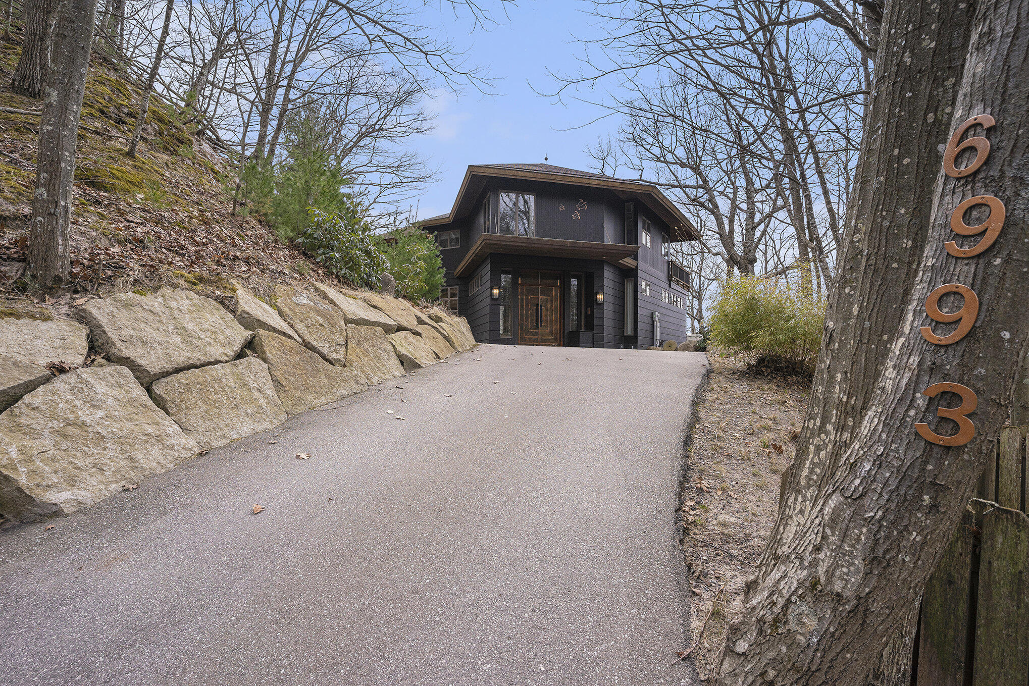 6993 S Lakeshore Drive