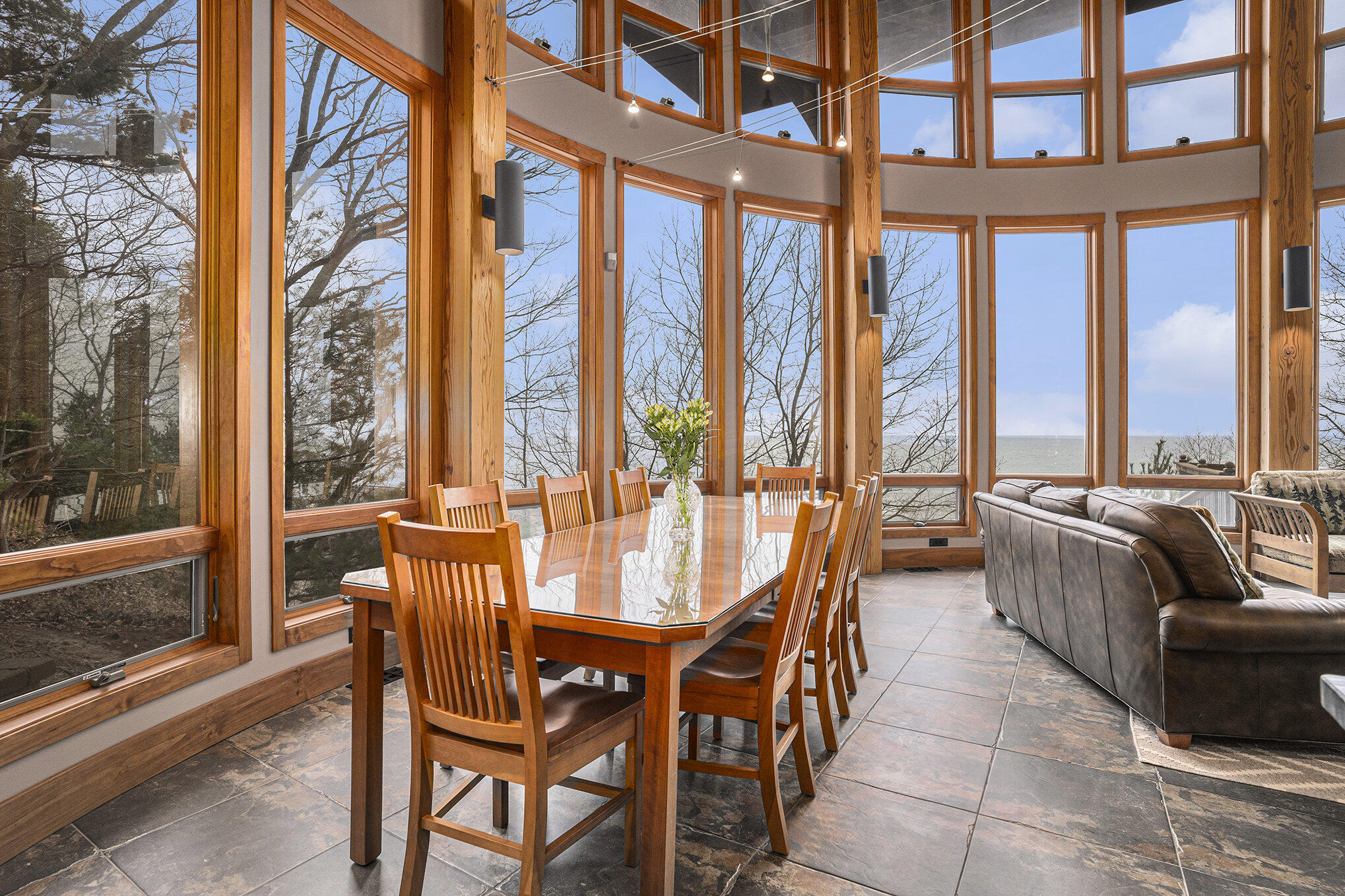 6993 S Lakeshore Drive