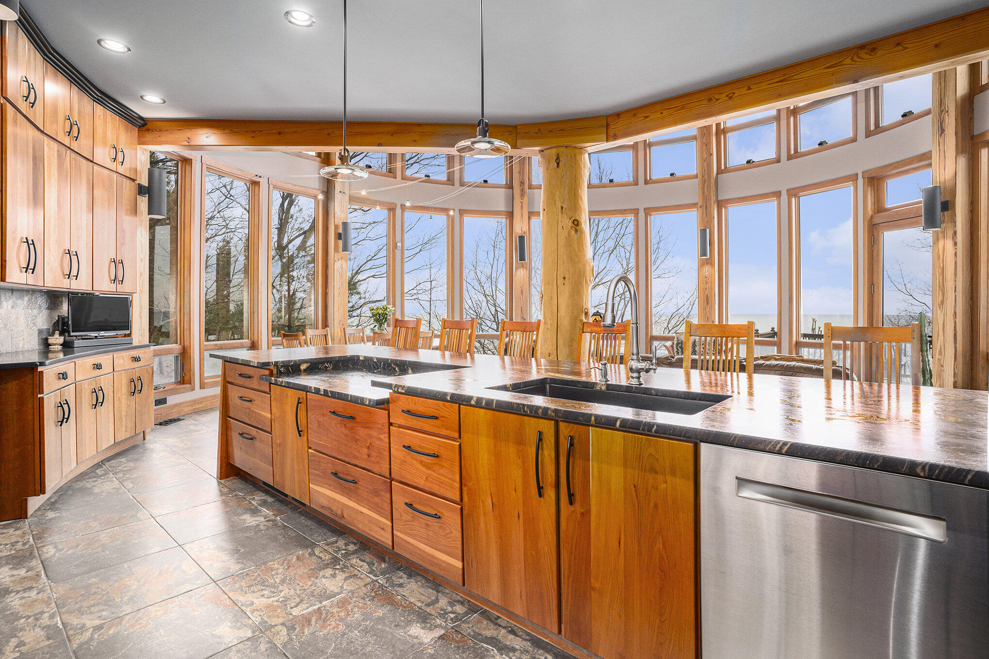 6993 S Lakeshore Drive