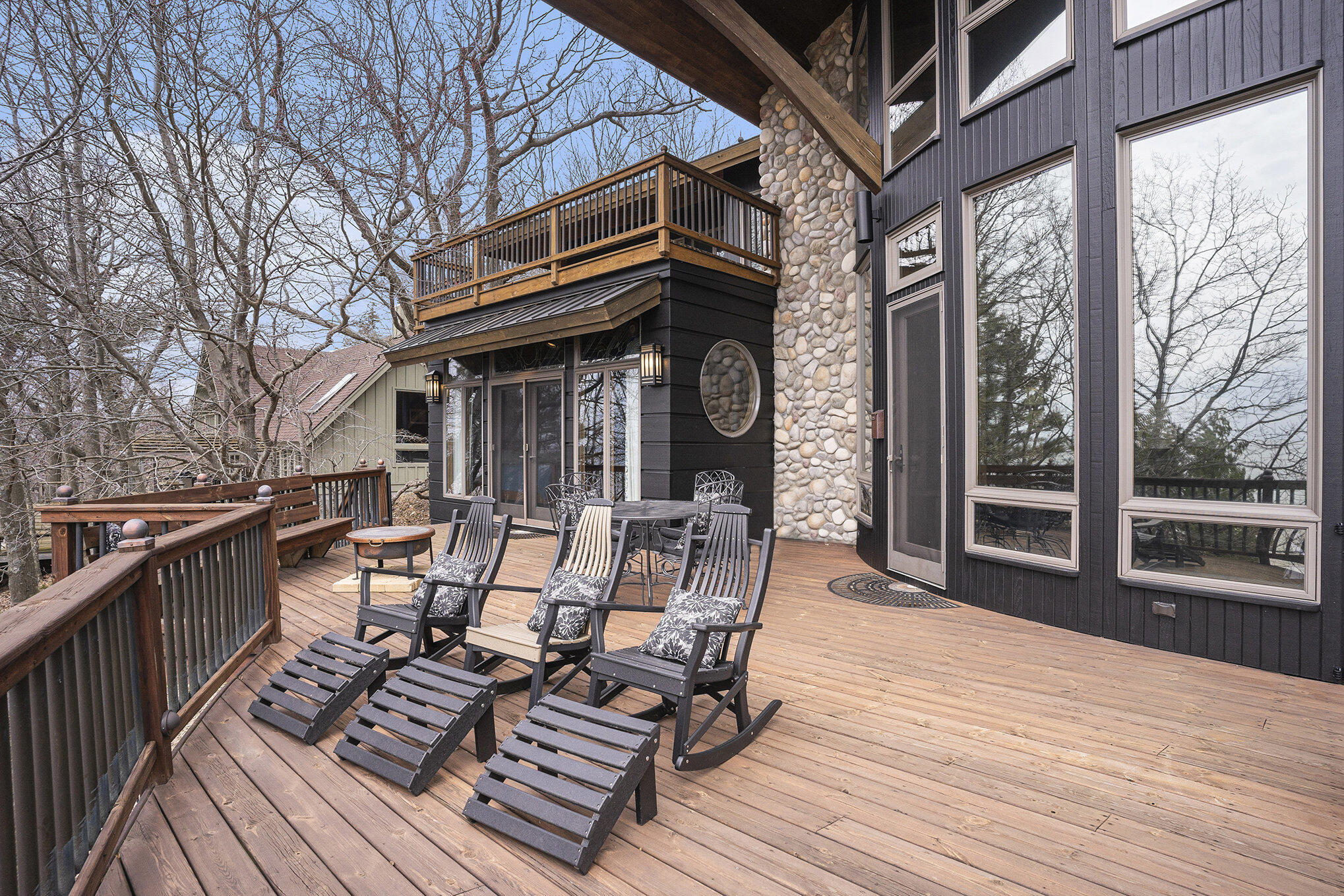 6993 S Lakeshore Drive