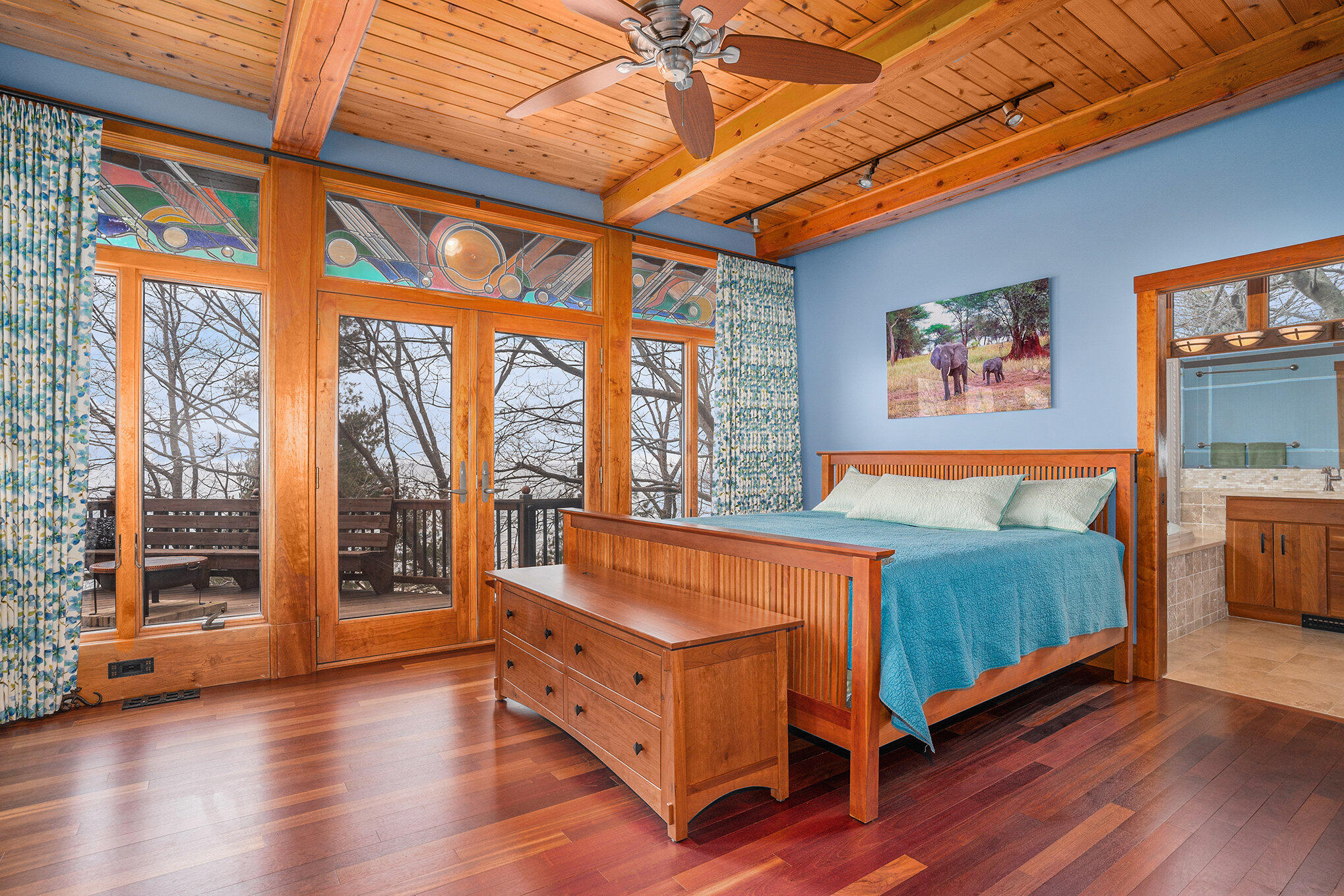 6993 S Lakeshore Drive