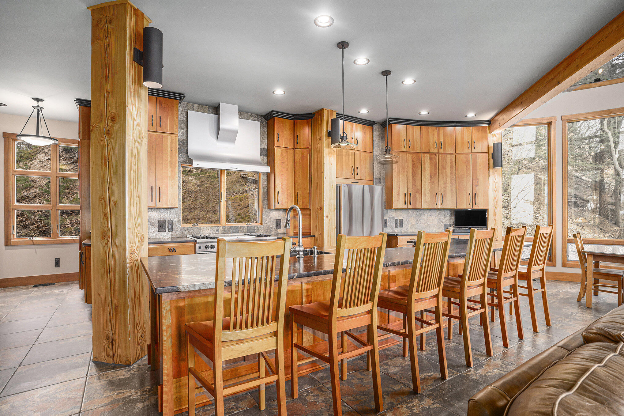 6993 S Lakeshore Drive