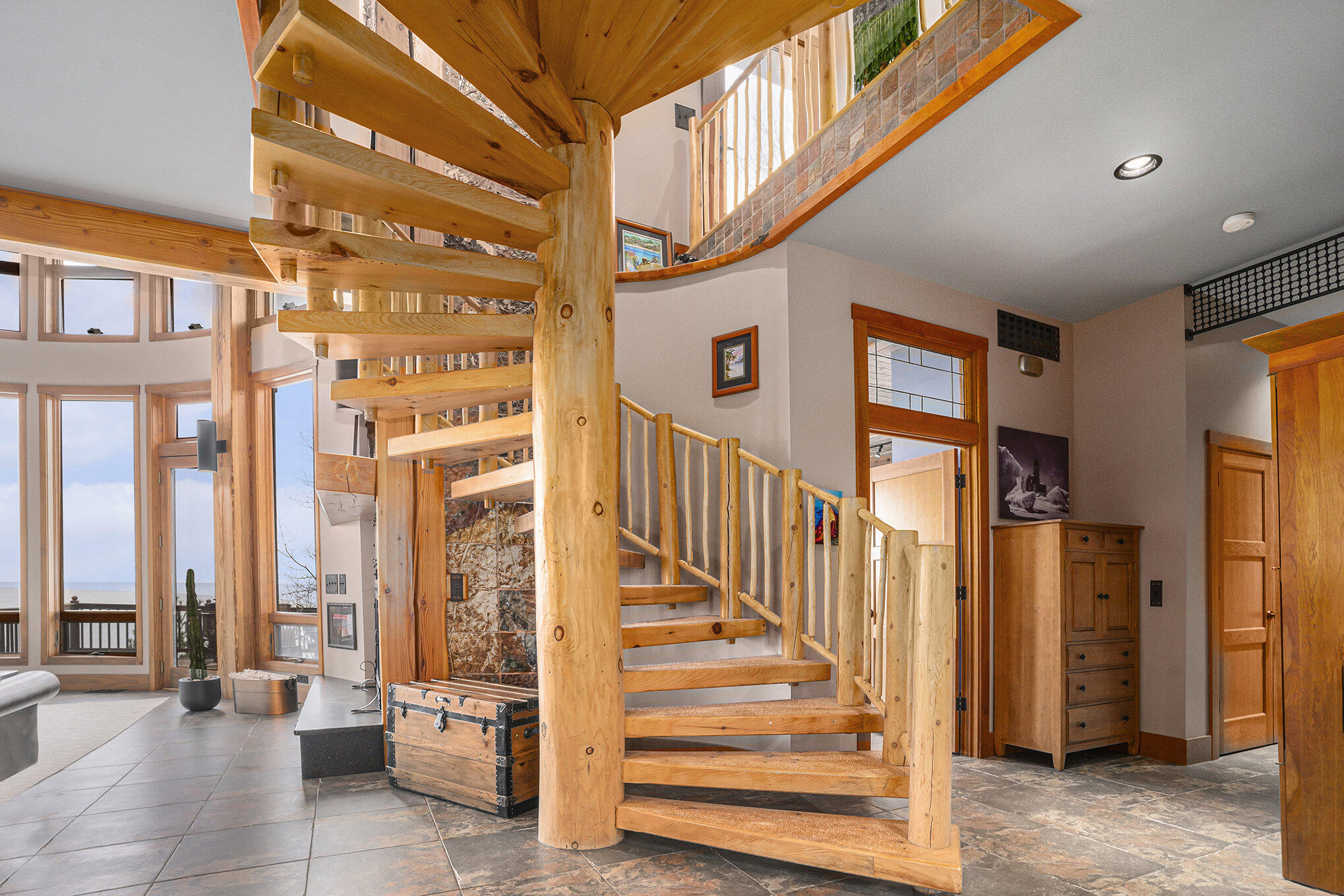 6993 S Lakeshore Drive