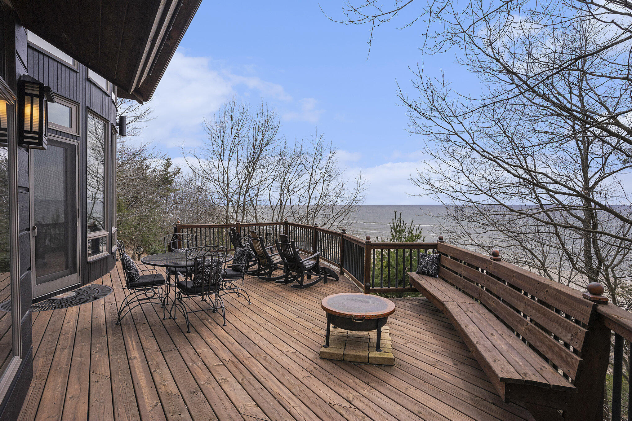 6993 S Lakeshore Drive