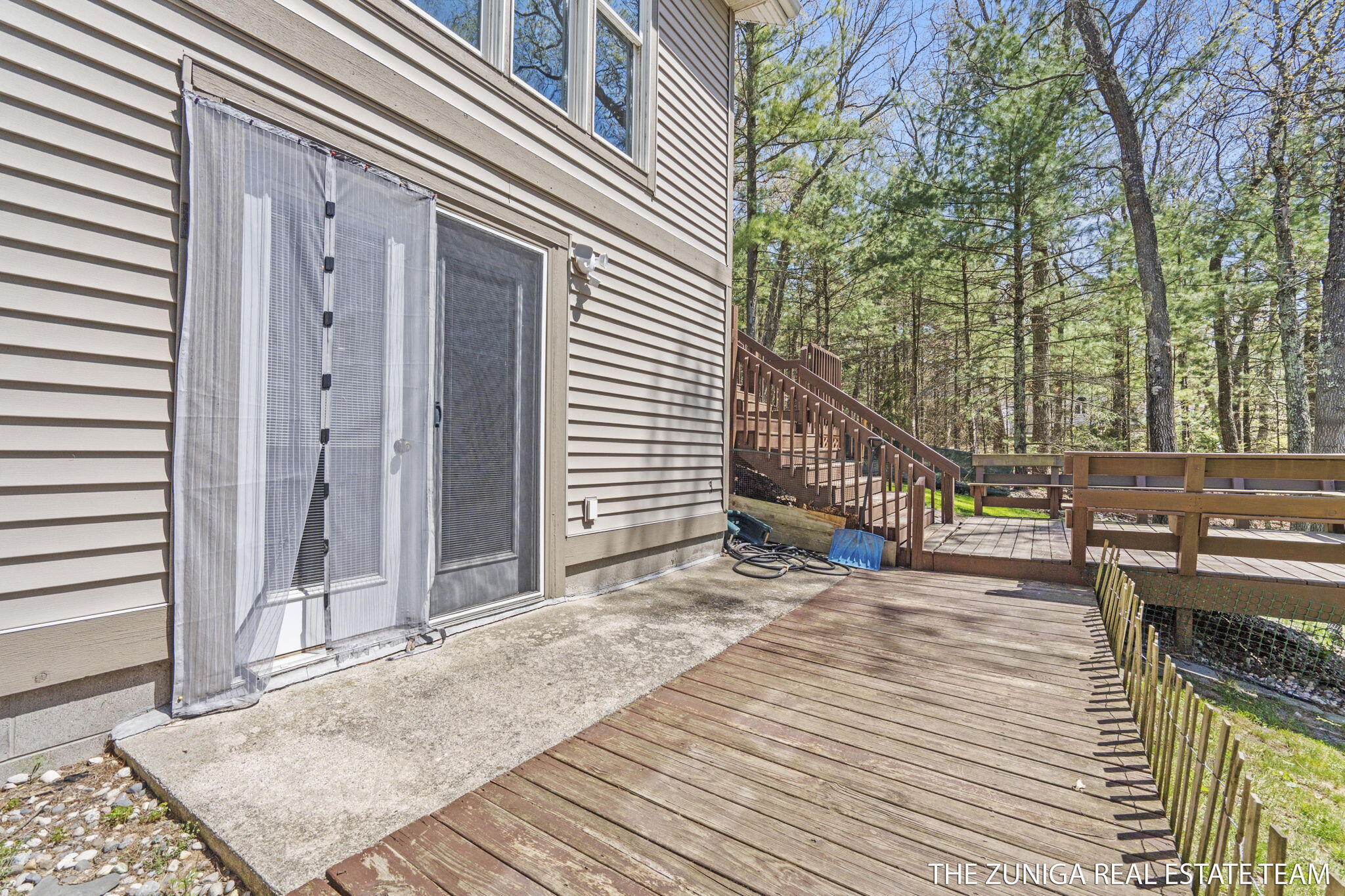 1087 Shore Walk Lane