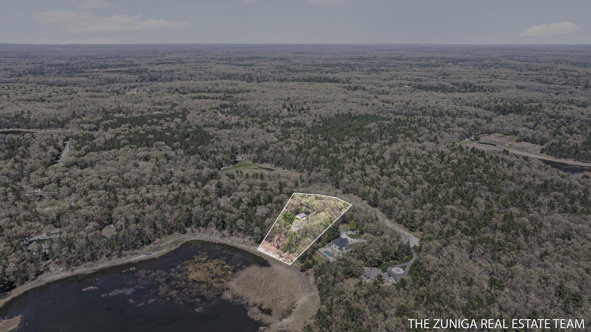 1087 Shore Walk Lane