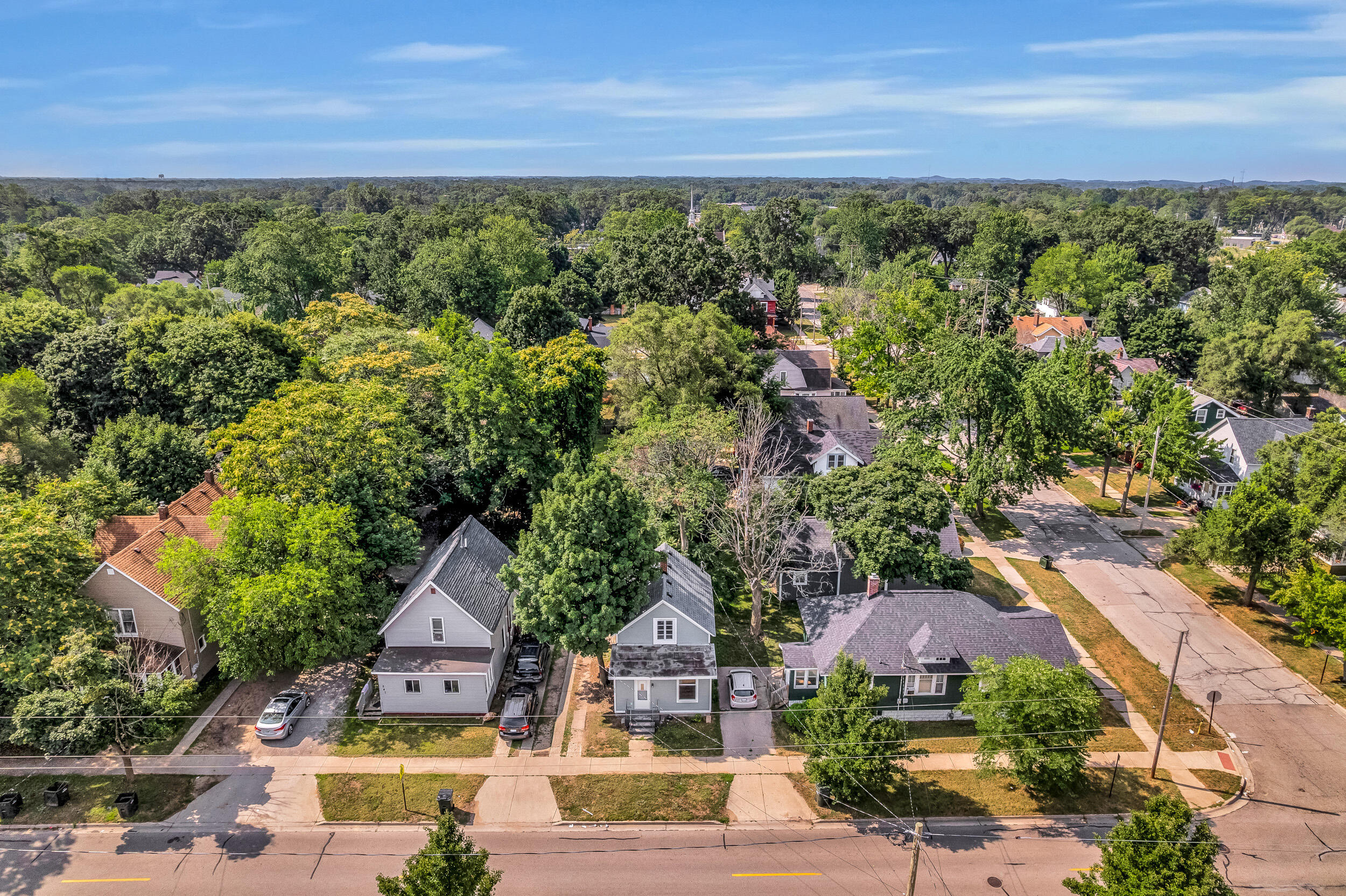 253 W Southern Avenue